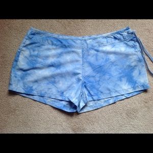 Blue watercolour shorts, size M